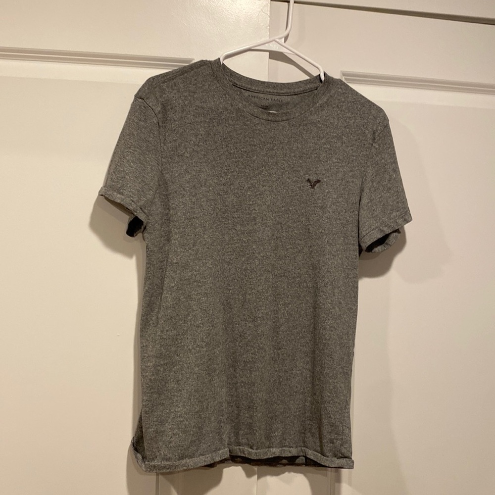 American Eagle grey tee size S